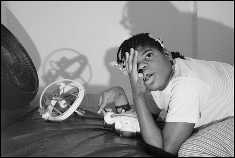 photo of young Jazmine, who has autism, Philadelphia, Pennsylvania Linda Johnson Photography, Linda Johnson Photographs